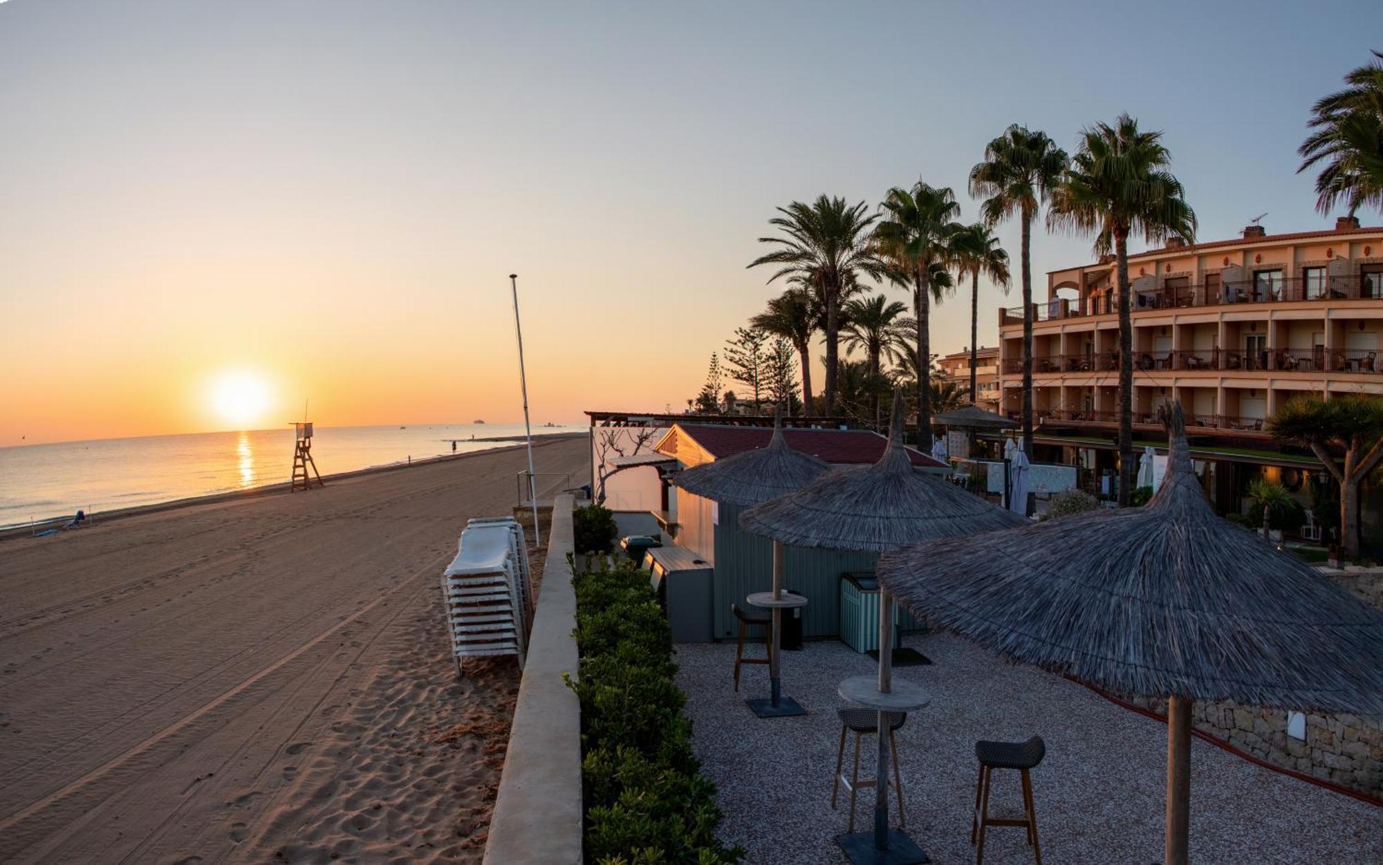 Hotel Los Angeles Denia Εξωτερικό φωτογραφία